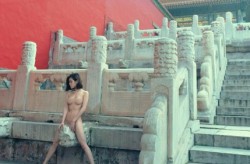 故宫裸照摄影师广西再拍裸女 网友：柳州沦陷2025年6月1日女模特专业摄影网站