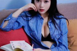 尤果网美女赵小米,性感魅力，网络红人风采独领风骚